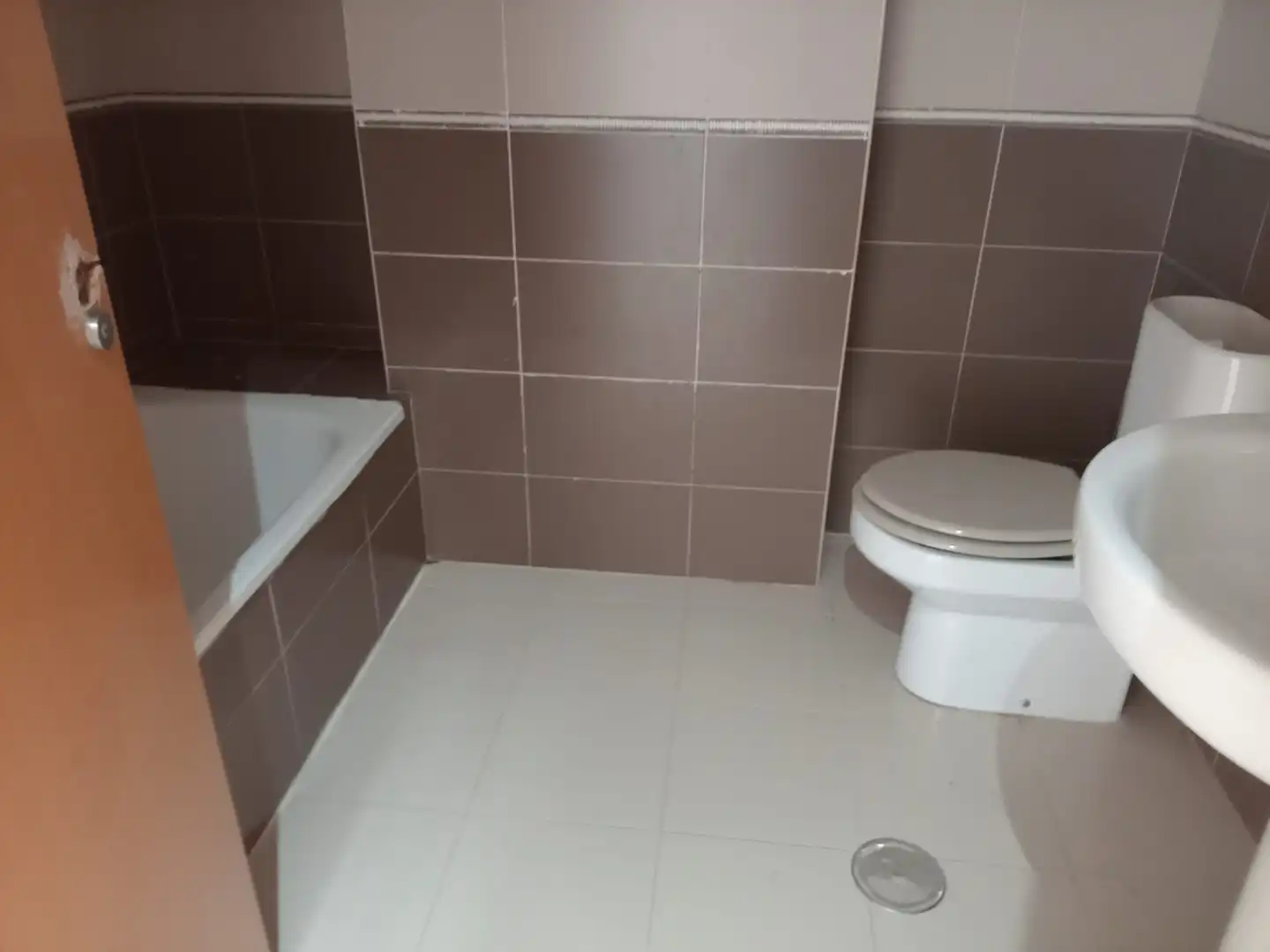 Baño de Piso en venta en Estepona con Aire acondicionado