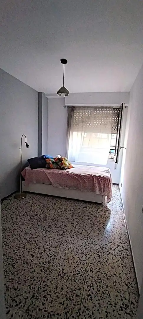 Habitación de Piso en venta en Alicante / Alacant con Terraza y Balcón