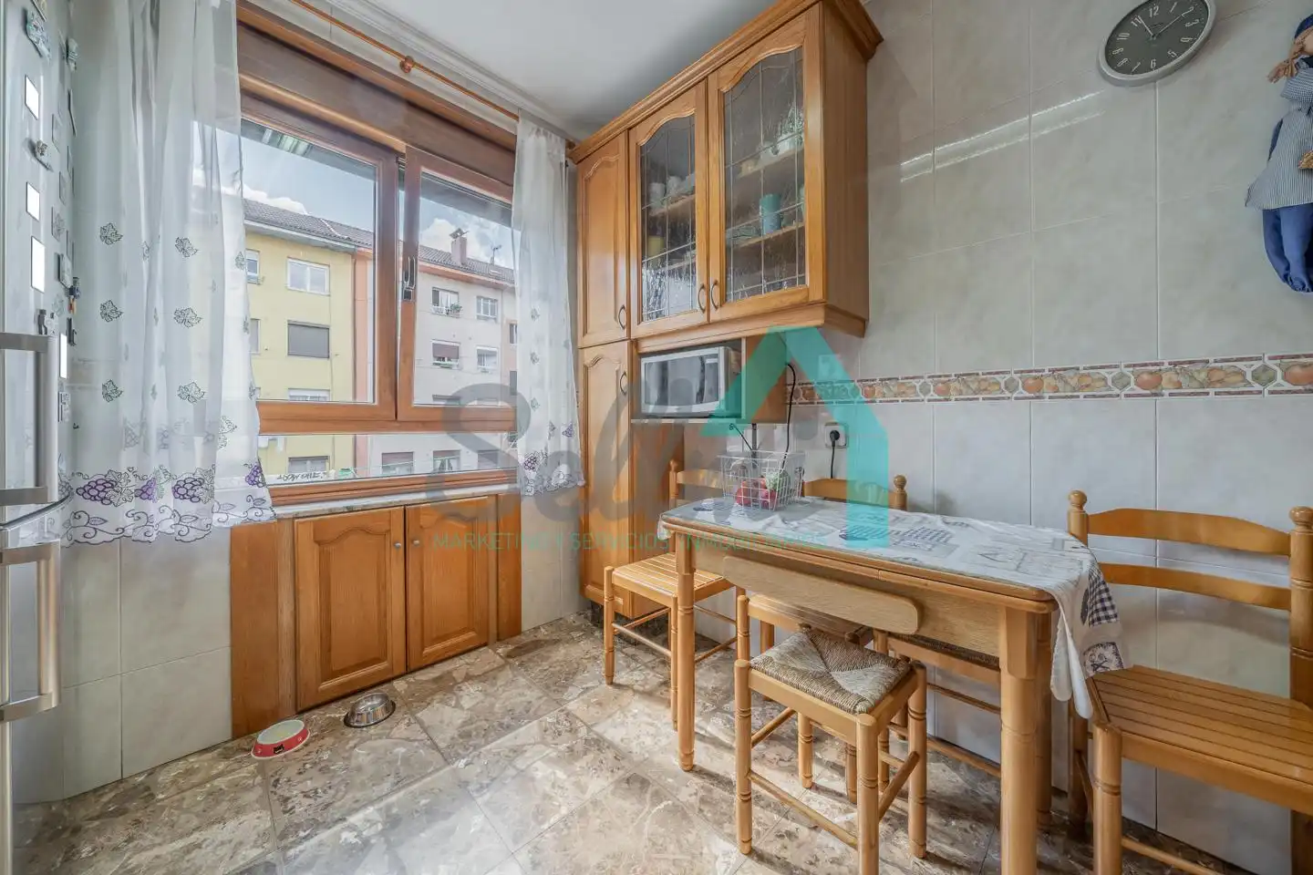 Cocina de Piso de alquiler en Mieres (Asturias) con Calefacción, Parquet y Trastero