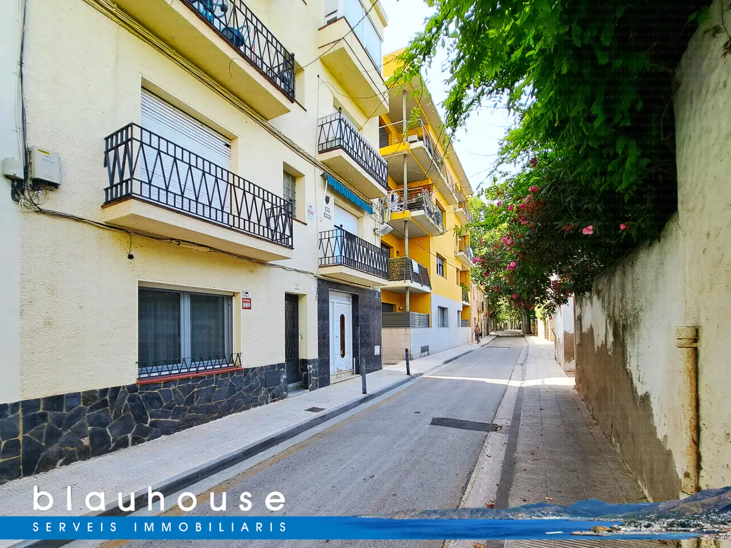 Vista exterior de Piso en venta en Llançà con Aire acondicionado