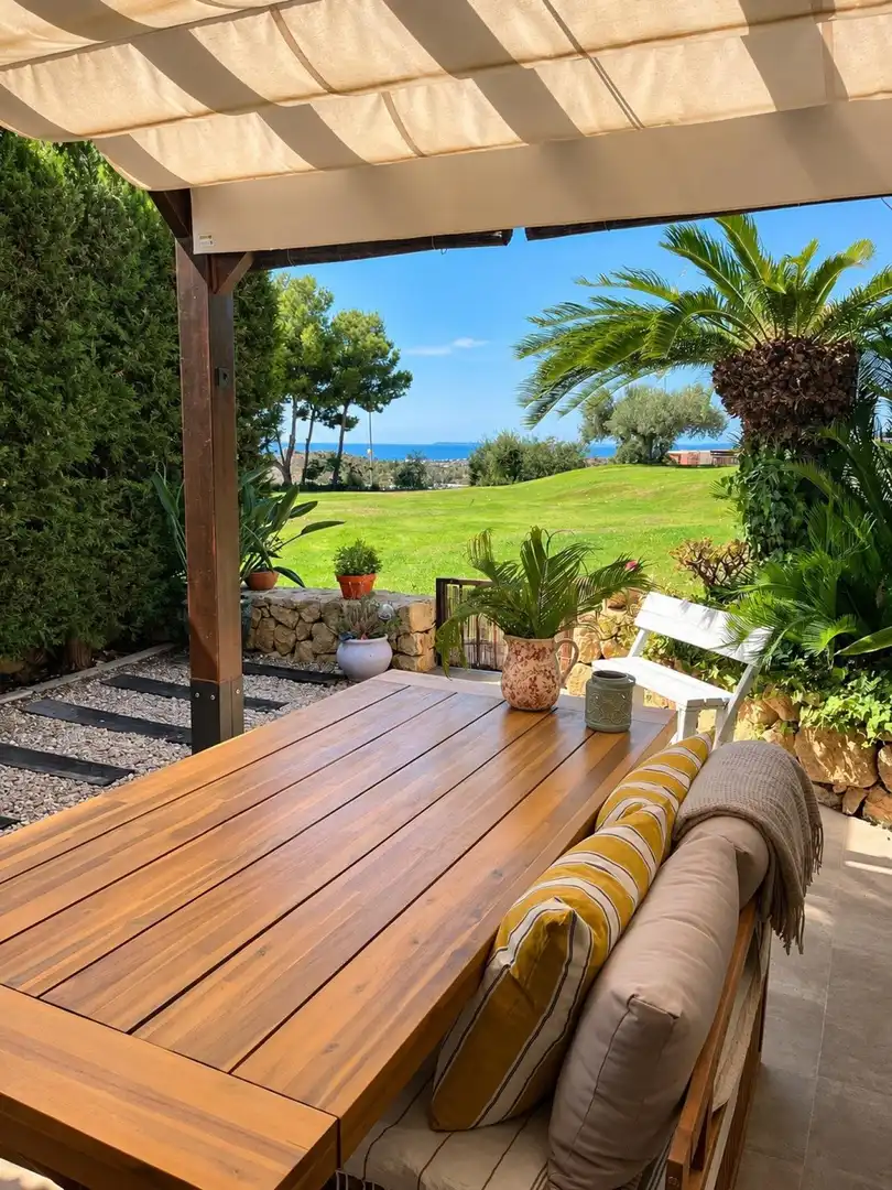 Casa a schiera con piscina in vendita a Golf Bahía