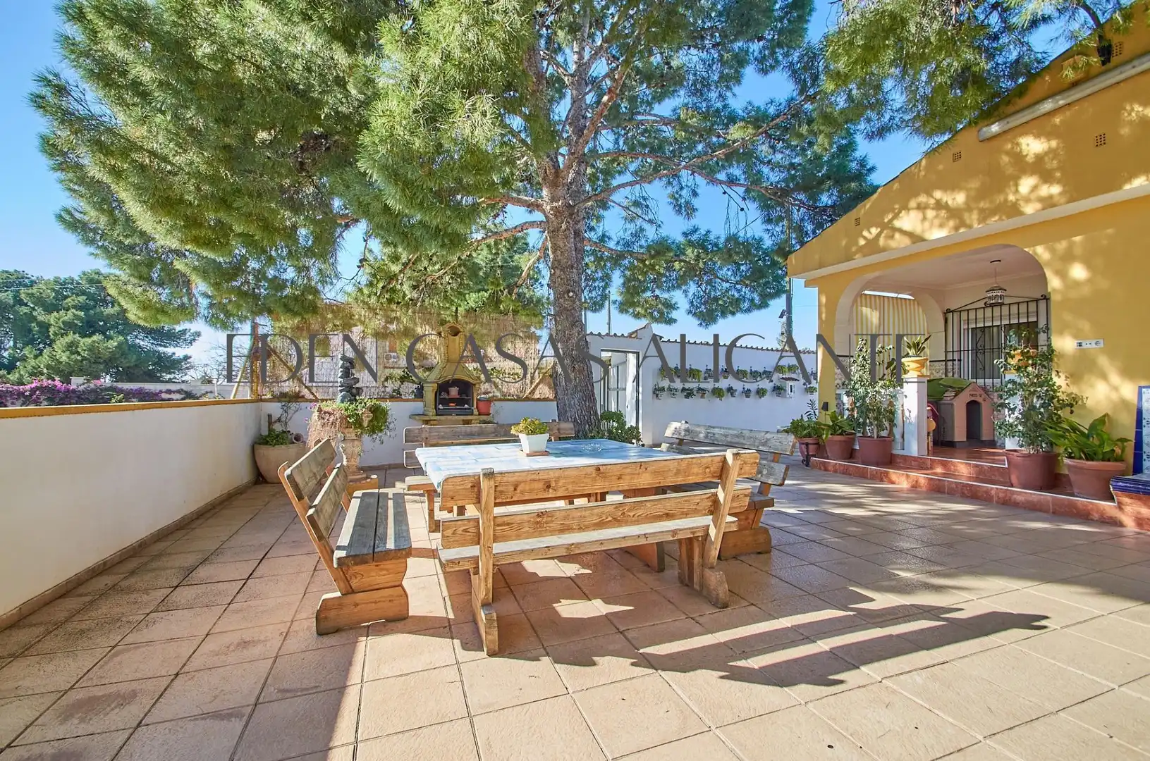 Jardí de Casa o xalet en venda en Alicante / Alacant amb Aire condicionat, Jardí privat i Terrassa