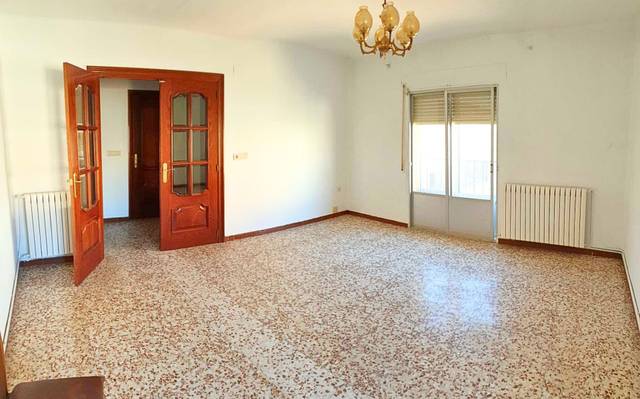 Piso en Venta en plaza de toros en Ibdes