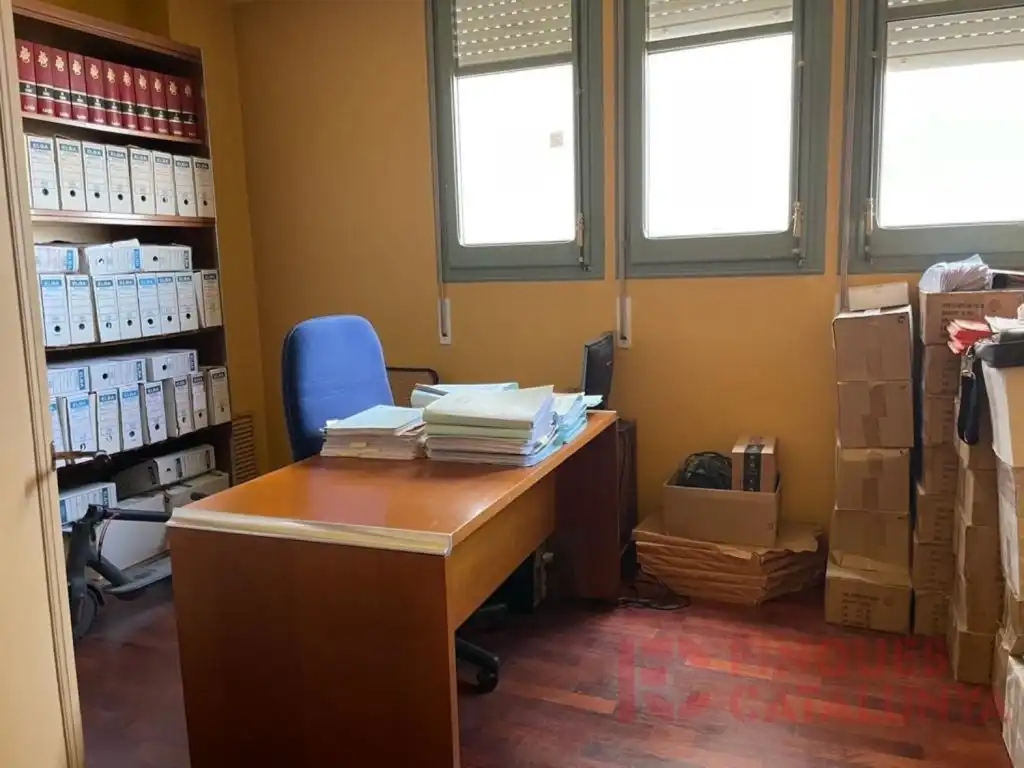 Oficina en venta en Girona