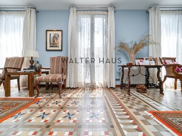 Wohnung mit Balkon zum Verkauf in Carrer del Rosselló