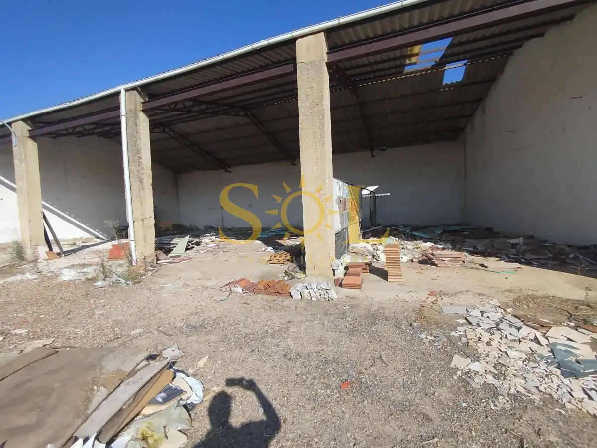 Industrial buildings for sale in Astorga