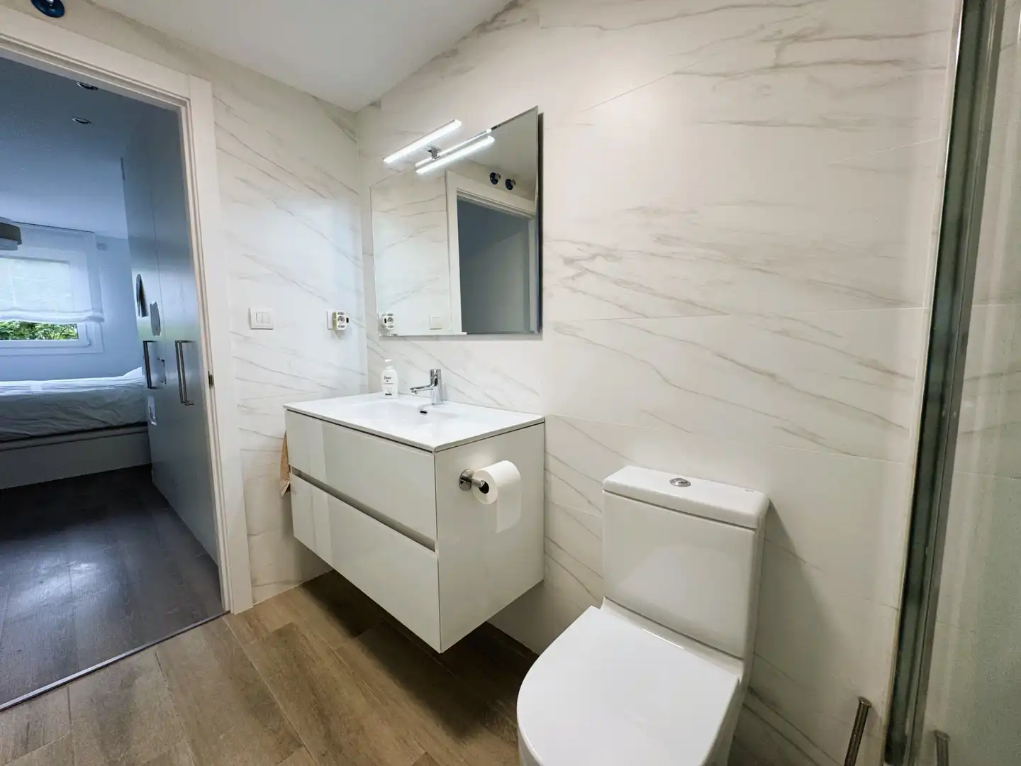 Baño de Piso en venta en Urduliz con Calefacción, Parquet y Terraza