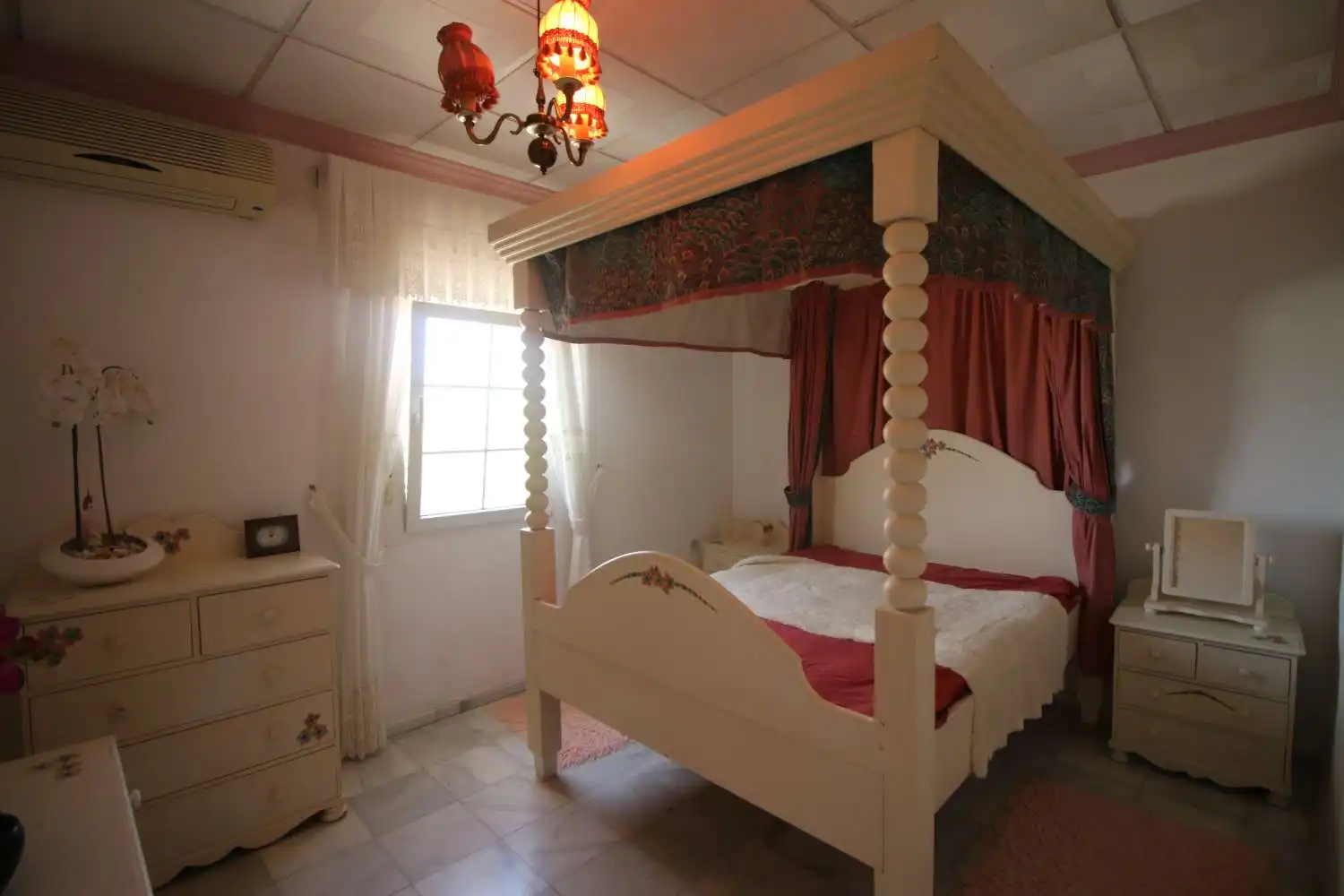 Habitación de Casa o chalet en venta en Cuevas del Almanzora con Aire acondicionado, Terraza y Piscina