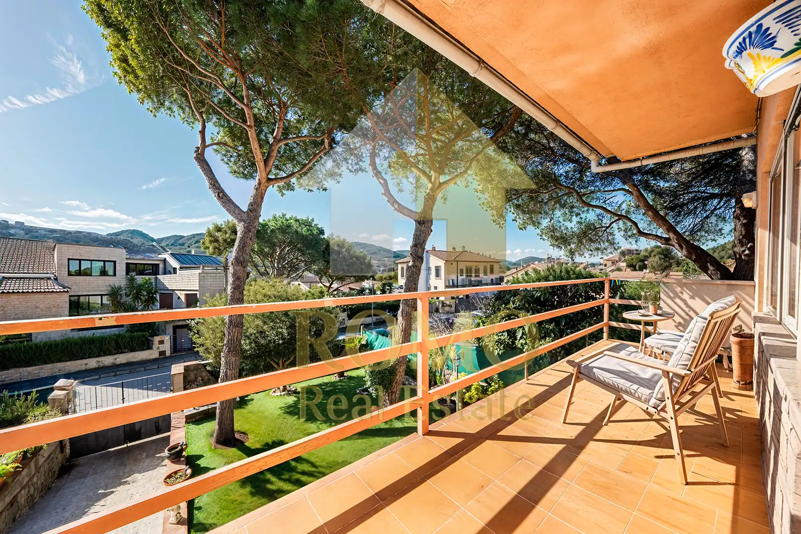 Vista exterior de Casa adosada en venta en Sant Fost de Campsentelles con Calefacción, Jardín privado y Terraza