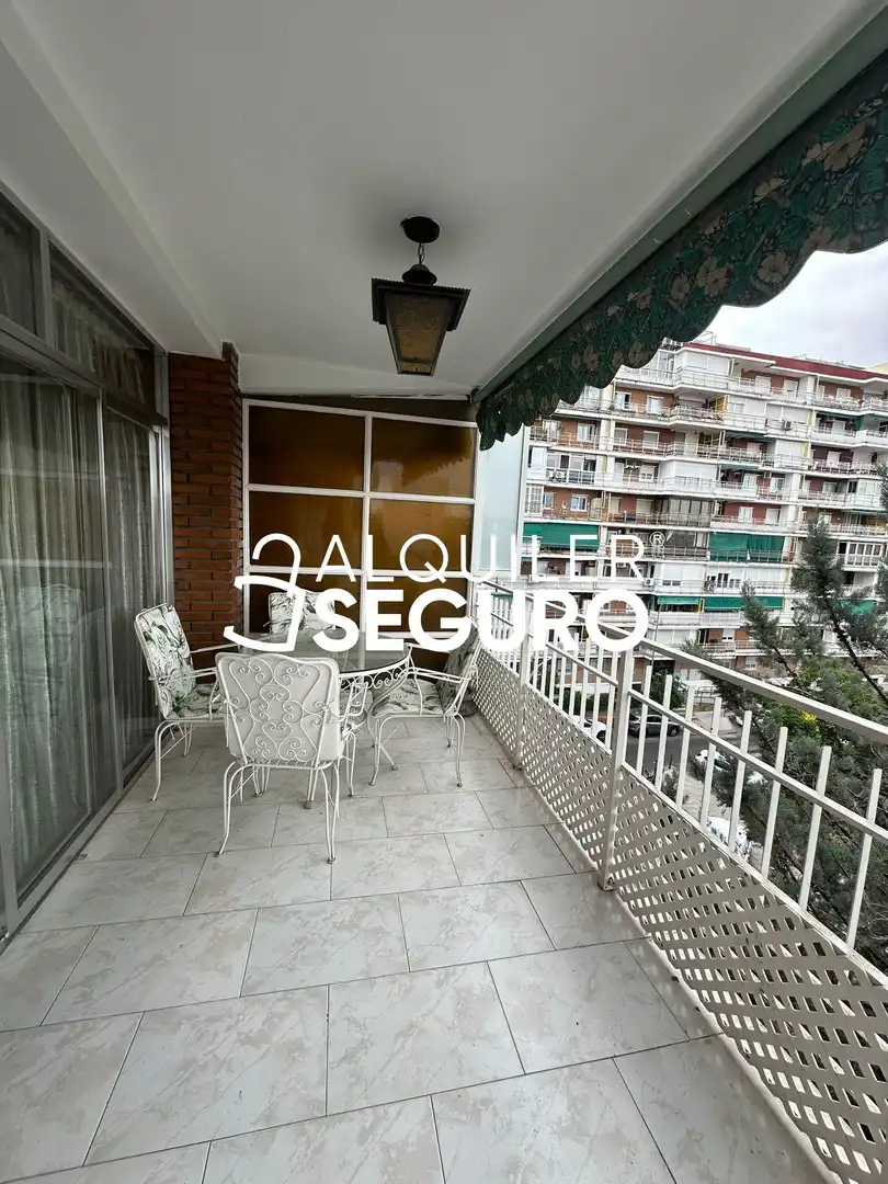 Terraza de Piso de alquiler en Alcorcón con Calefacción, Terraza y Amueblado