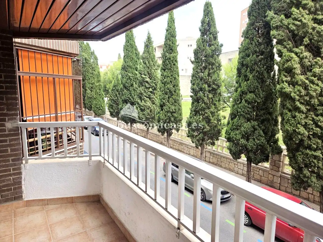 Vista exterior de Pis en venda en Jaén amb Aire condicionat, Calefacció i Balcó