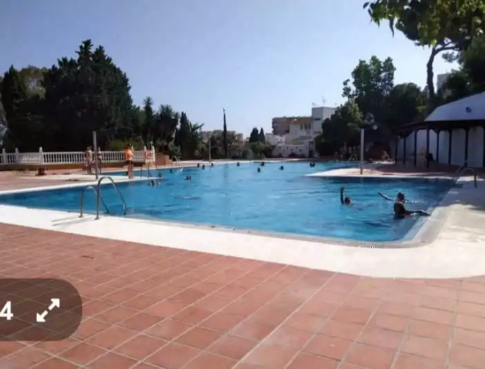 Piscina de Apartamento de alquiler en Torremolinos con Aire acondicionado, Calefacción y Terraza