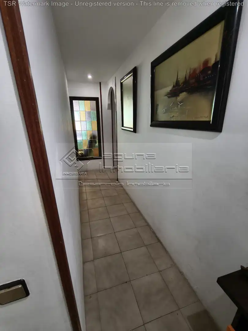 Piso en venta en Cádiz con Aire acondicionado, Terraza y Piscina comunitaria
