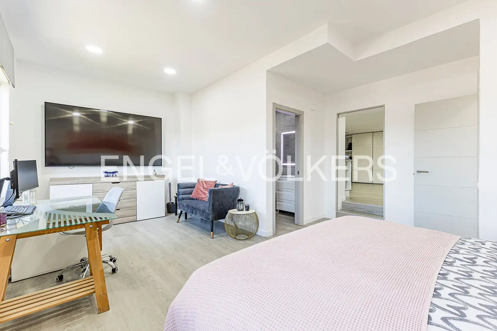 Bedroom of Houses for sale in Vallirana  with Heating and Private garden