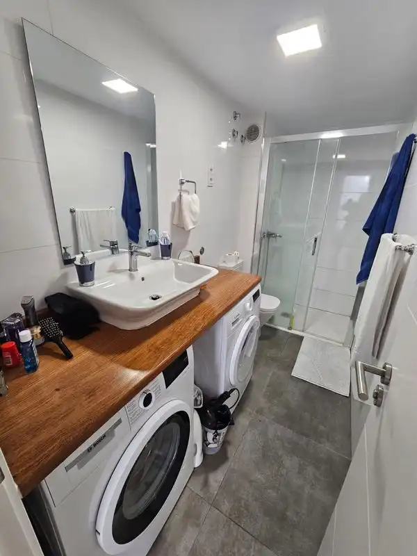 Bathroom of Study for sale in Las Palmas de Gran Canaria  with Air Conditioner, Furnished and Oven