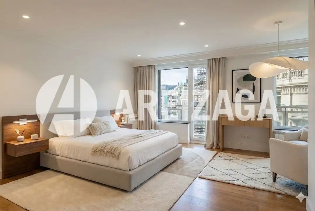 Bedroom of Flat for sale in Donostia - San Sebastián   with Air Conditioner, Heating and Terrace