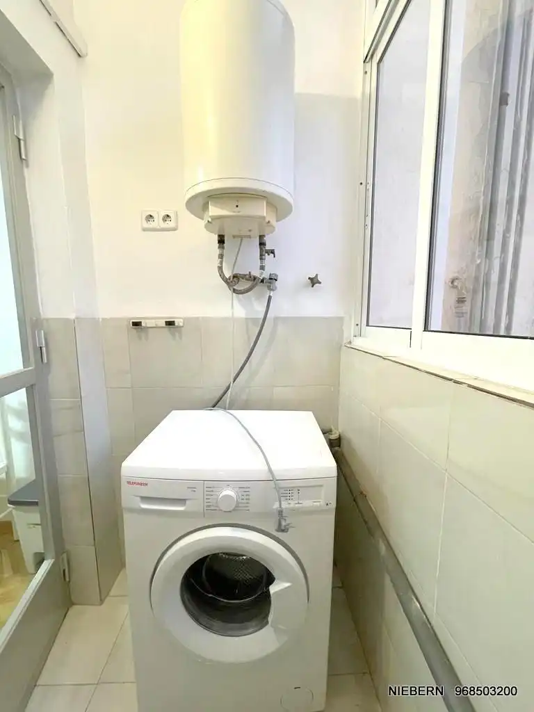 Baño de Piso de alquiler en Cartagena con Parquet, Amueblado y Horno