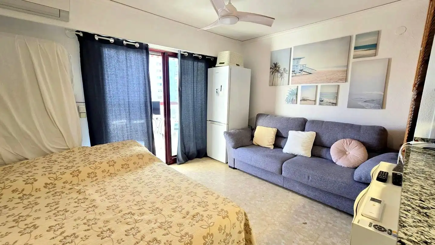 Schlafzimmer von Wohnung zum Verkauf in Gandia mit Klimaanlage, Terrasse und Möbliert