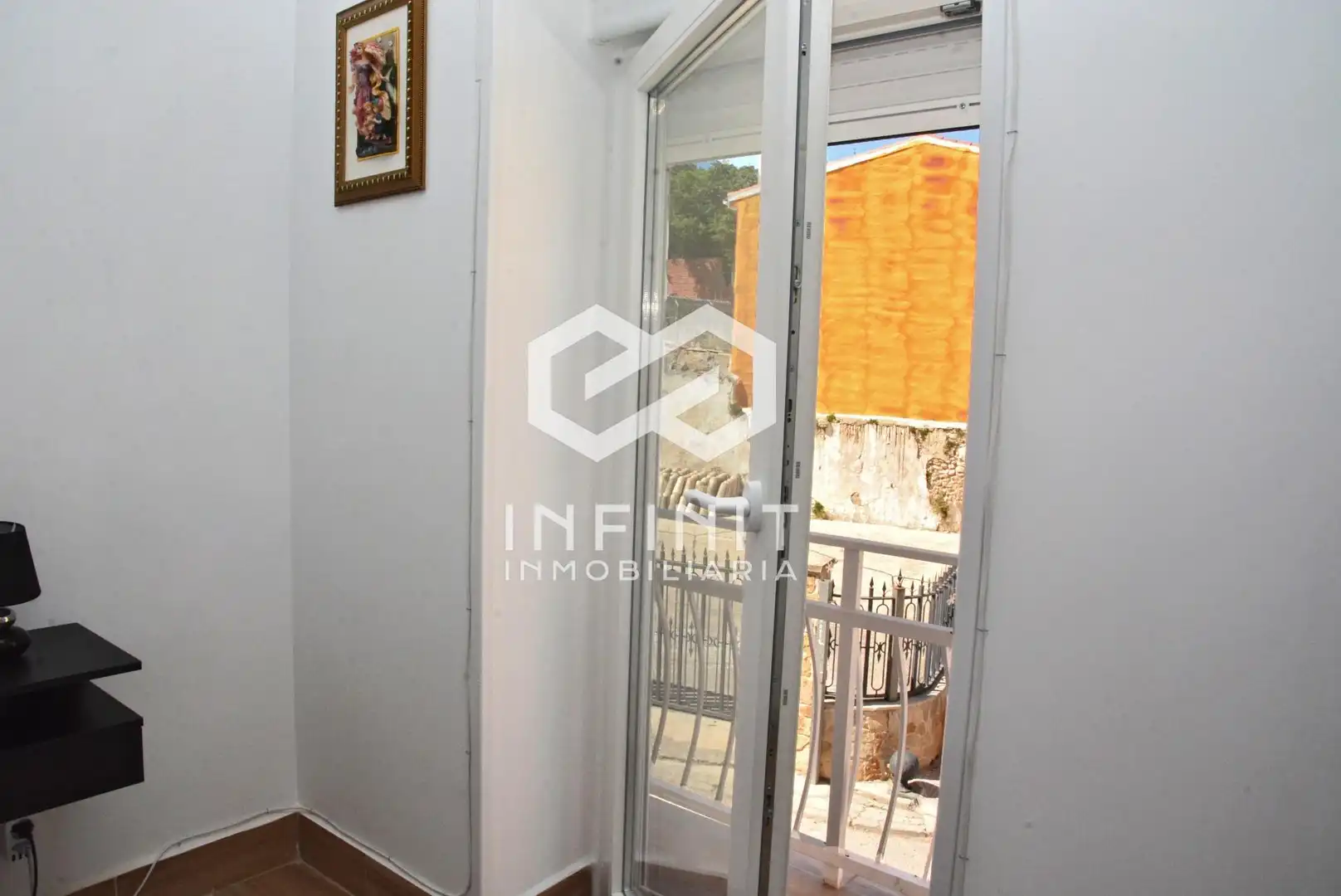 Balcony of Houses for sale in Mazuecos  with Air Conditioner and Balcony