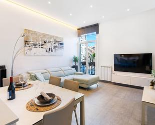 Sala d'estar de Apartament en venda en  Barcelona Capital amb Aire condicionat, Calefacció i Alarma