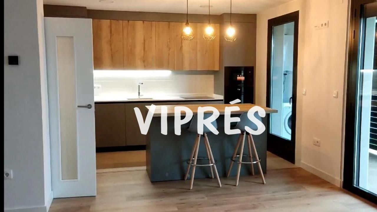 Cuina de Pis en venda en Cáceres Capital amb Aire condicionat, Calefacció i Terrassa