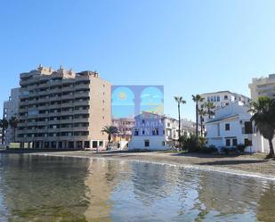 Vista exterior de Casa o xalet en venda en La Manga del Mar Menor amb Aire condicionat, Terrassa i Balcó