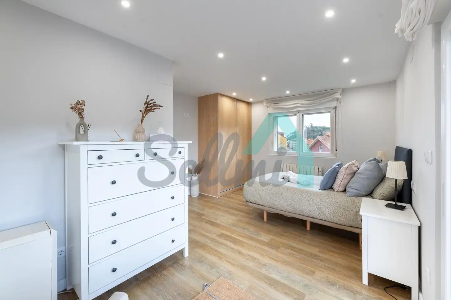 Habitación de Piso en venta en Carreño con Calefacción, Terraza y Amueblado