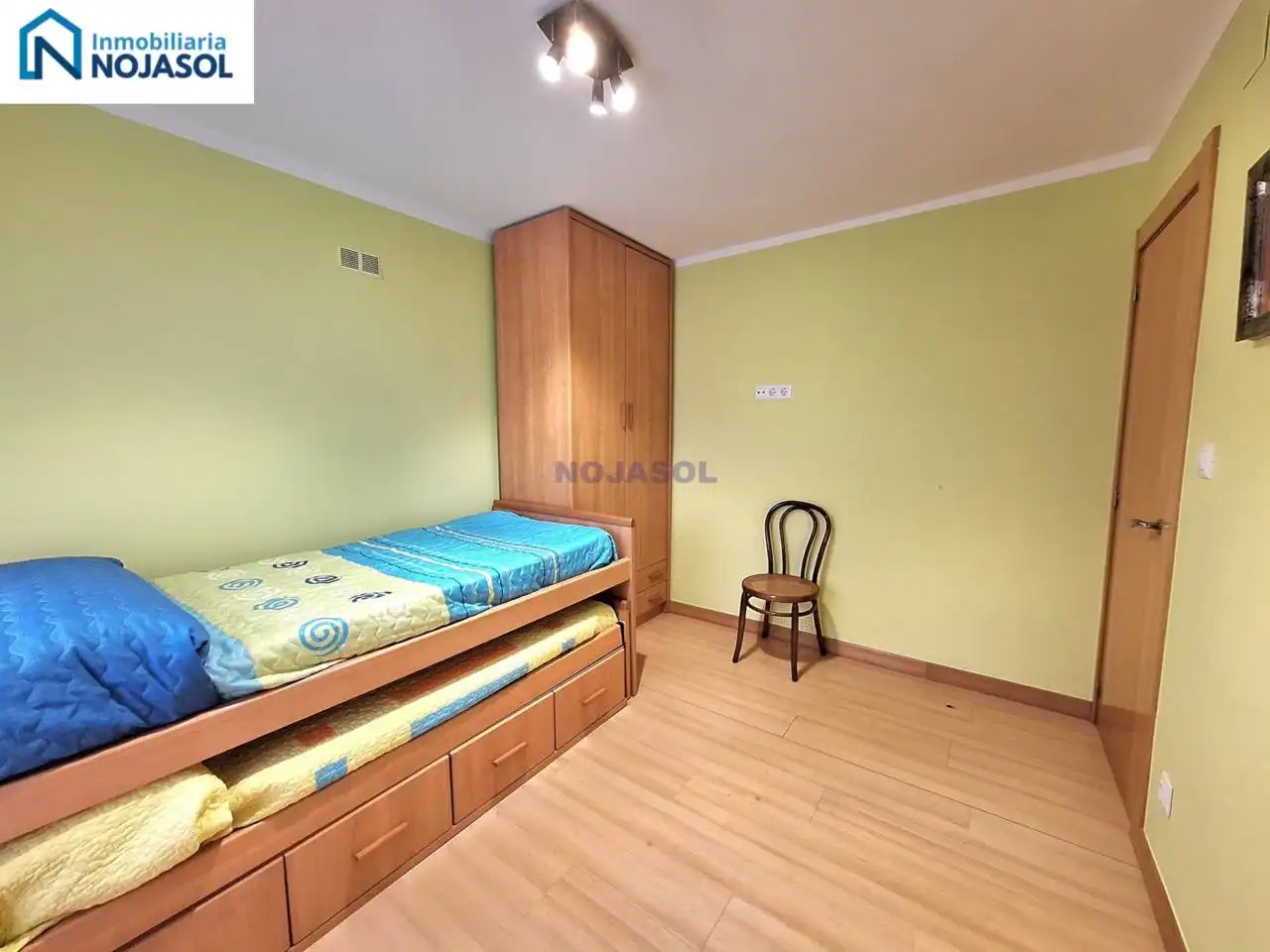 Habitación de Piso en venta en Noja con Calefacción, Terraza y Amueblado