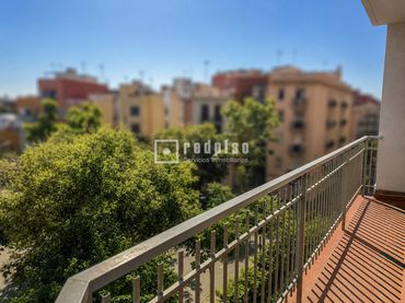 Wohnung mit Aufzug zum Verkauf in Sant Martí