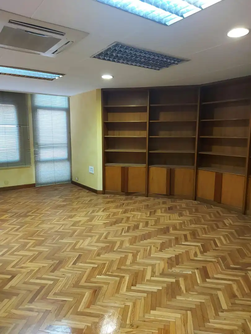 Office for sale in Murcia  with Air Conditioner and Heating