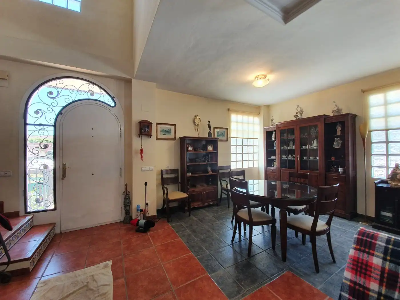 Comedor de Casa o chalet en venta en Chiva con Calefacción, Jardín privado y Terraza