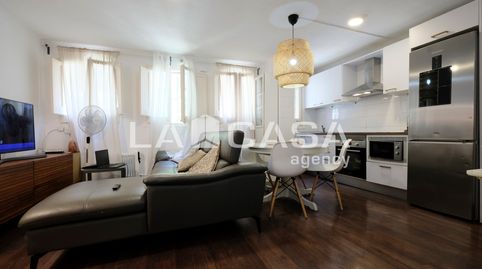 Foto 4 de Piso en venta en Carrer de L'arquitecte Martorell, Montbau, Barcelona Capital