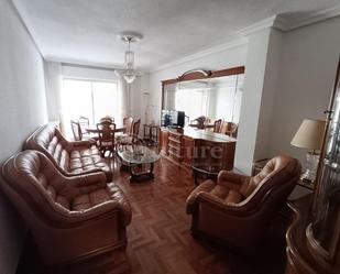 Living room of Flat to rent in Salamanca Capital  with Balcony