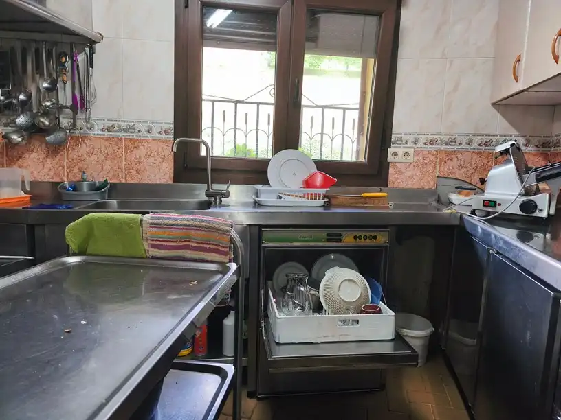 Cocina de Casa o chalet en venta en Belmonte de Miranda con Amueblado