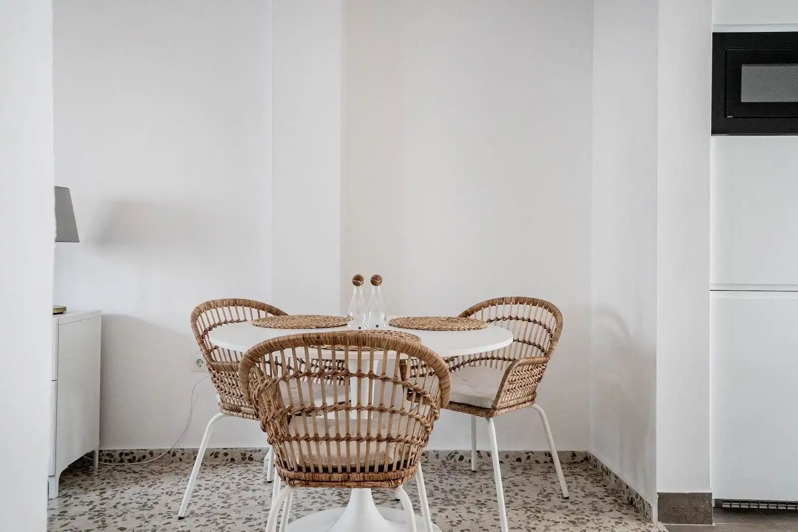 Casa adosada de alquiler en CASTILLO, 17, Centro