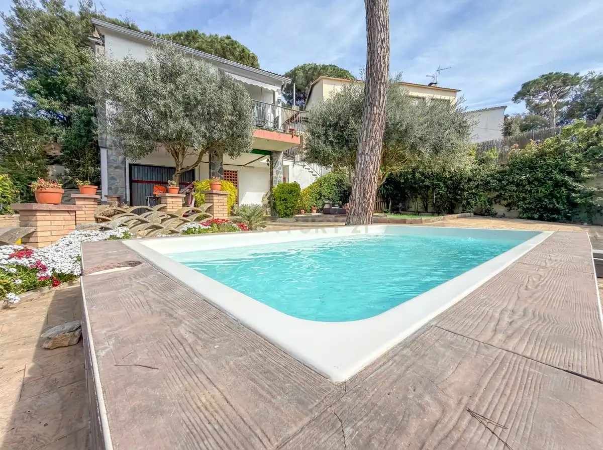 House with terrace for sale in Can Massuet del Far, imagen 3