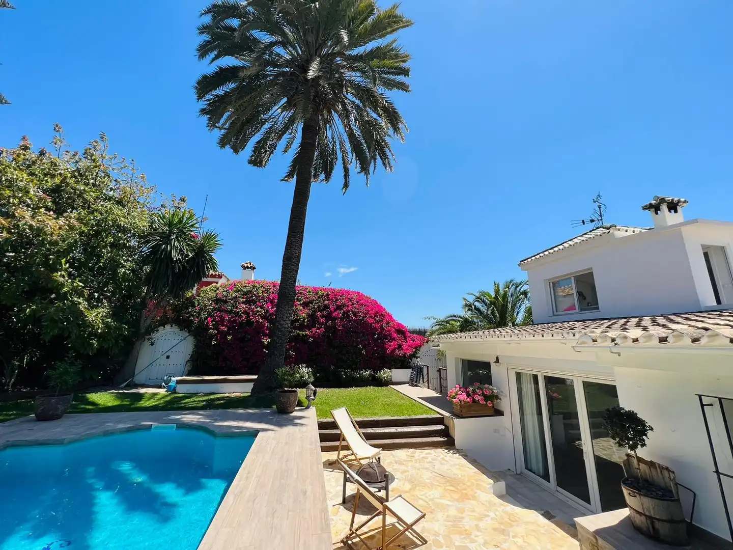 Casa o xalet de lloguer a FLORES LAS, 22, Bello Horizonte - Lindasol