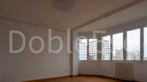 Foto 3 von Wohnung zur Miete in Gijón - Jovellanos, Barrio del Centro, Gijón