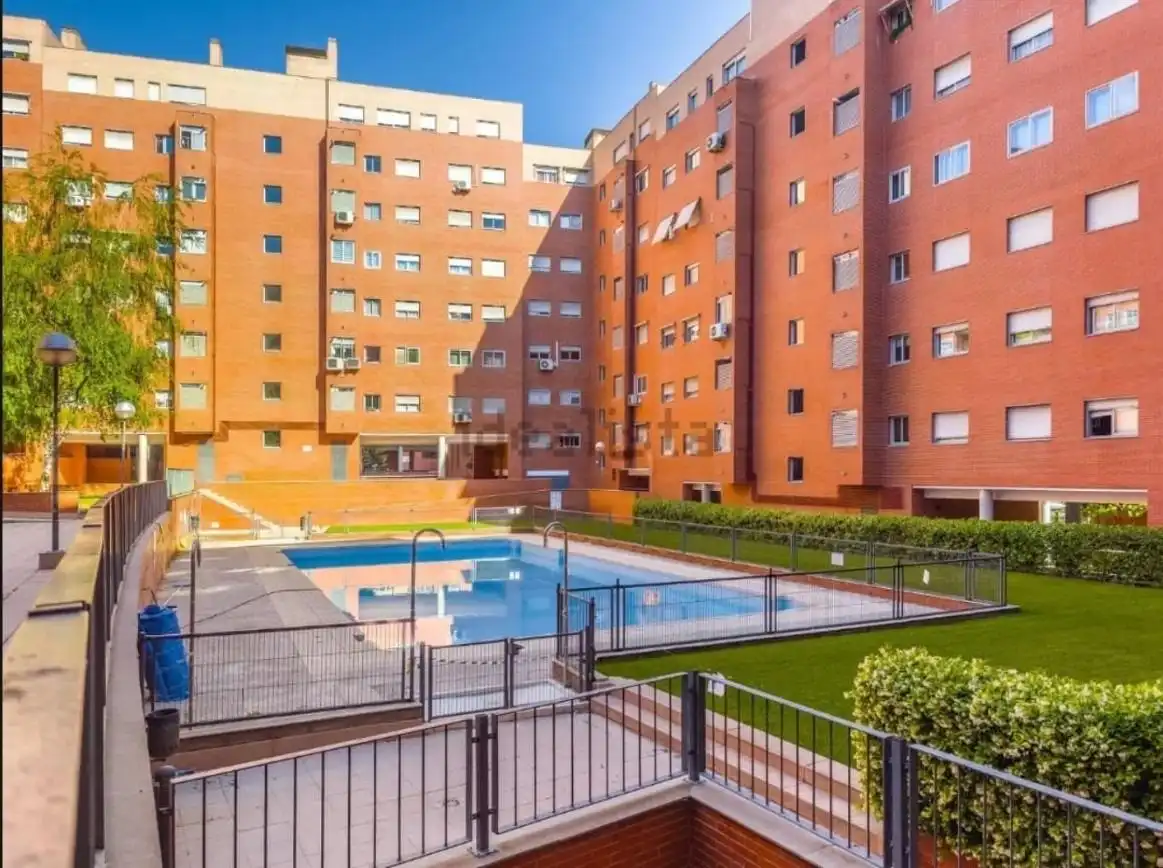 Vista exterior de Ático en venta en Madrid con Aire acondicionado, Calefacción y Parquet