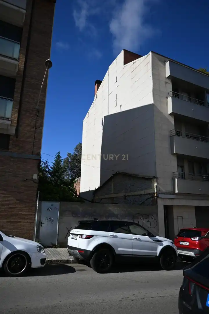 Außenansicht von Residential zum Verkauf in Manresa