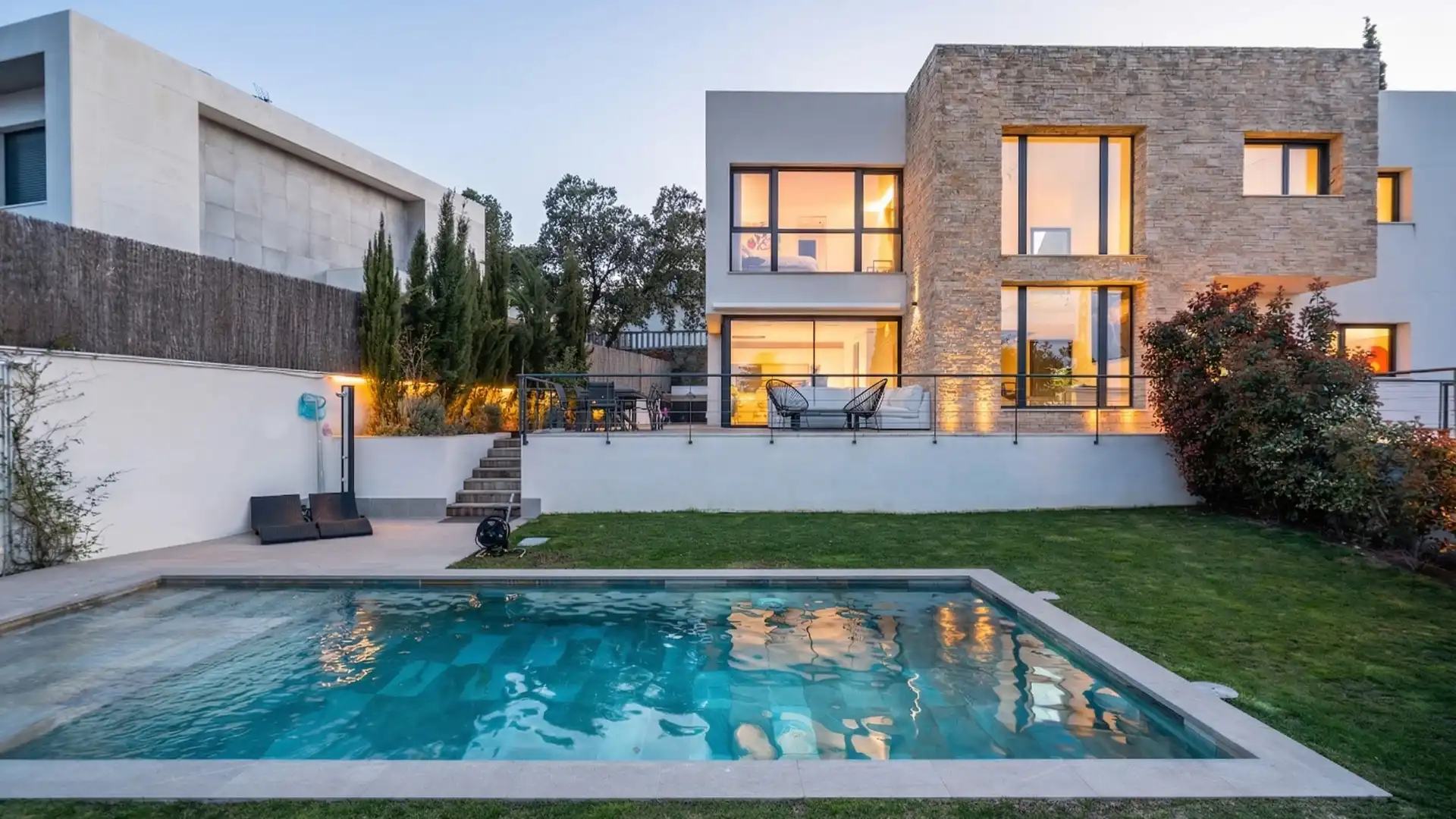 Piscina de Casa o chalet en venta en Torrelodones con Aire acondicionado, Calefacción y Jardín privado