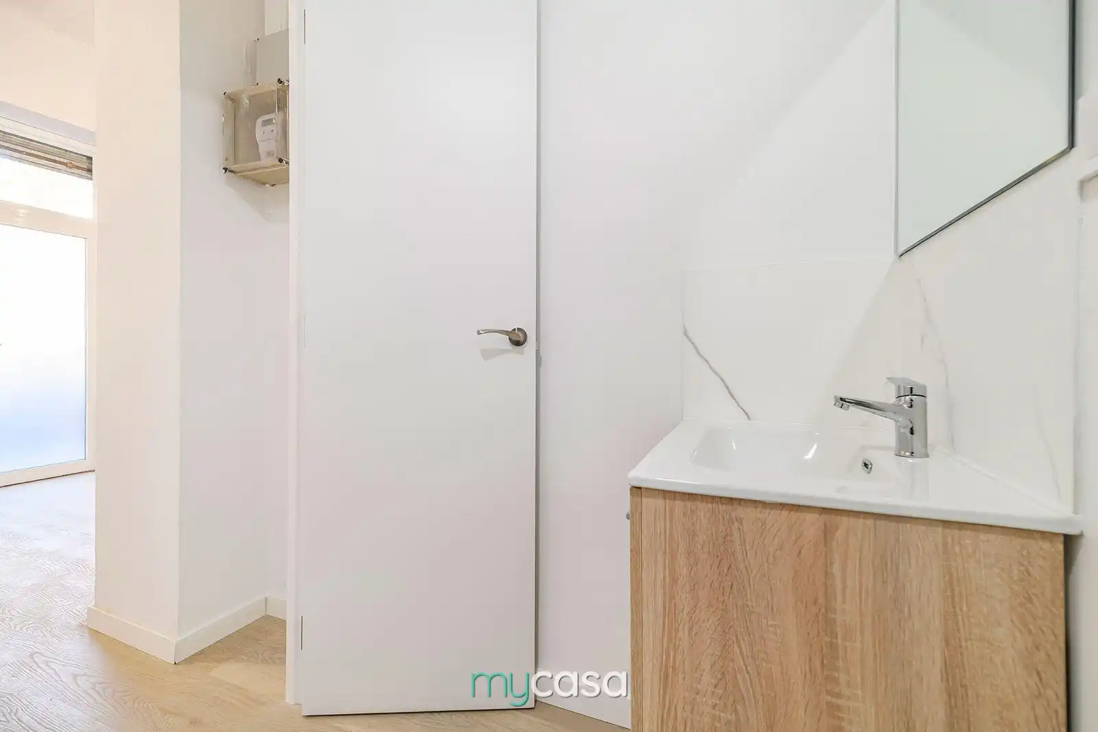 Bany de Loft en venda en Barberà del Vallès amb Aire condicionat, Parquet i Moblat
