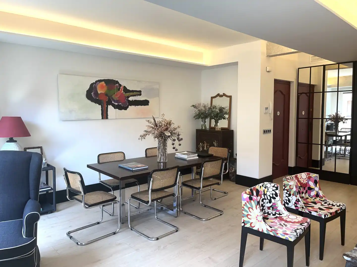 Comedor de Piso en venta en  Pamplona / Iruña con Aire acondicionado, Calefacción y Jardín privado