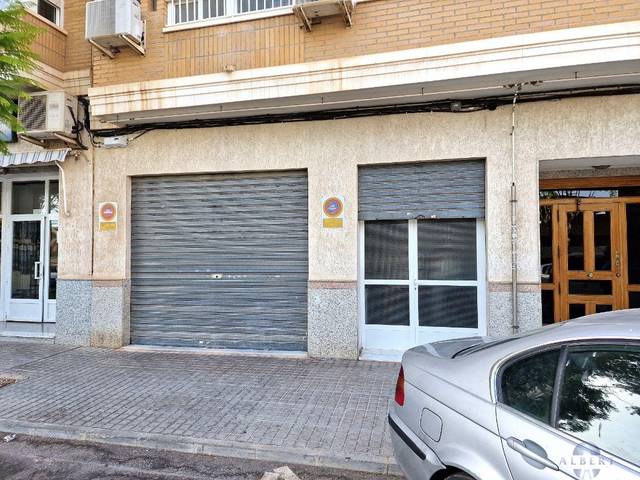 Local comercial en Venta en Novelda