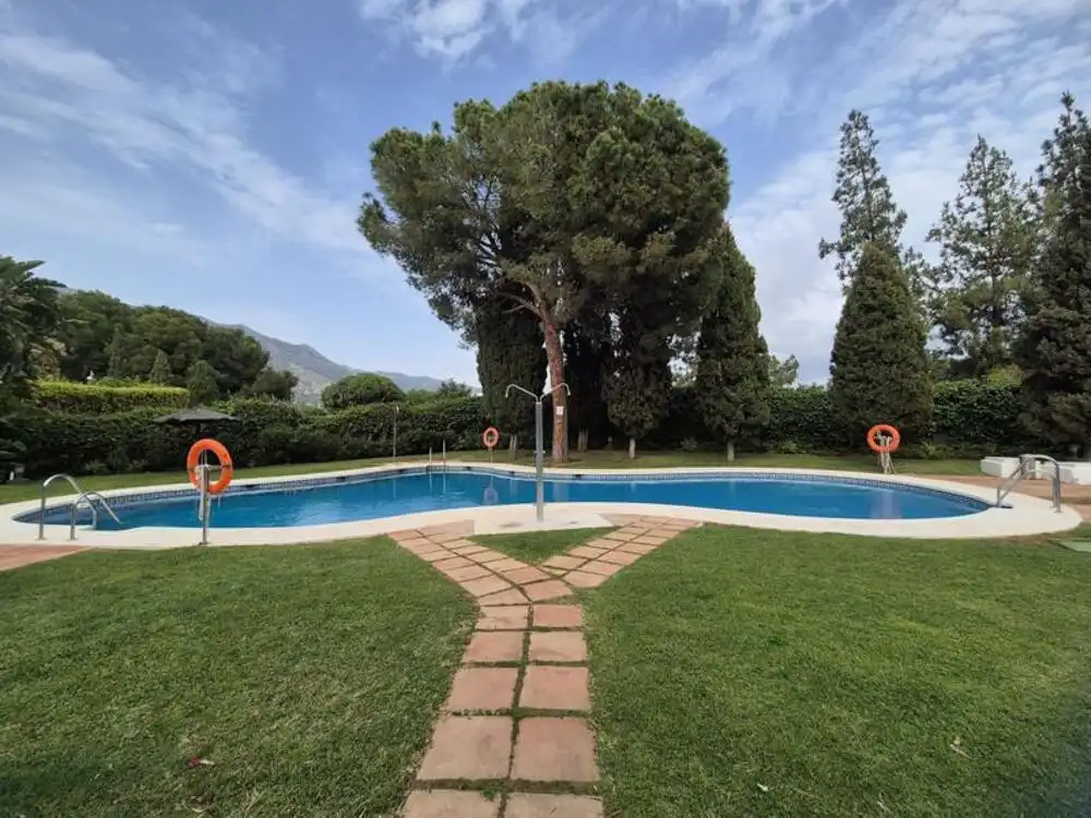 Piscina de Apartament de lloguer en Marbella amb Aire condicionat, Terrassa i Traster