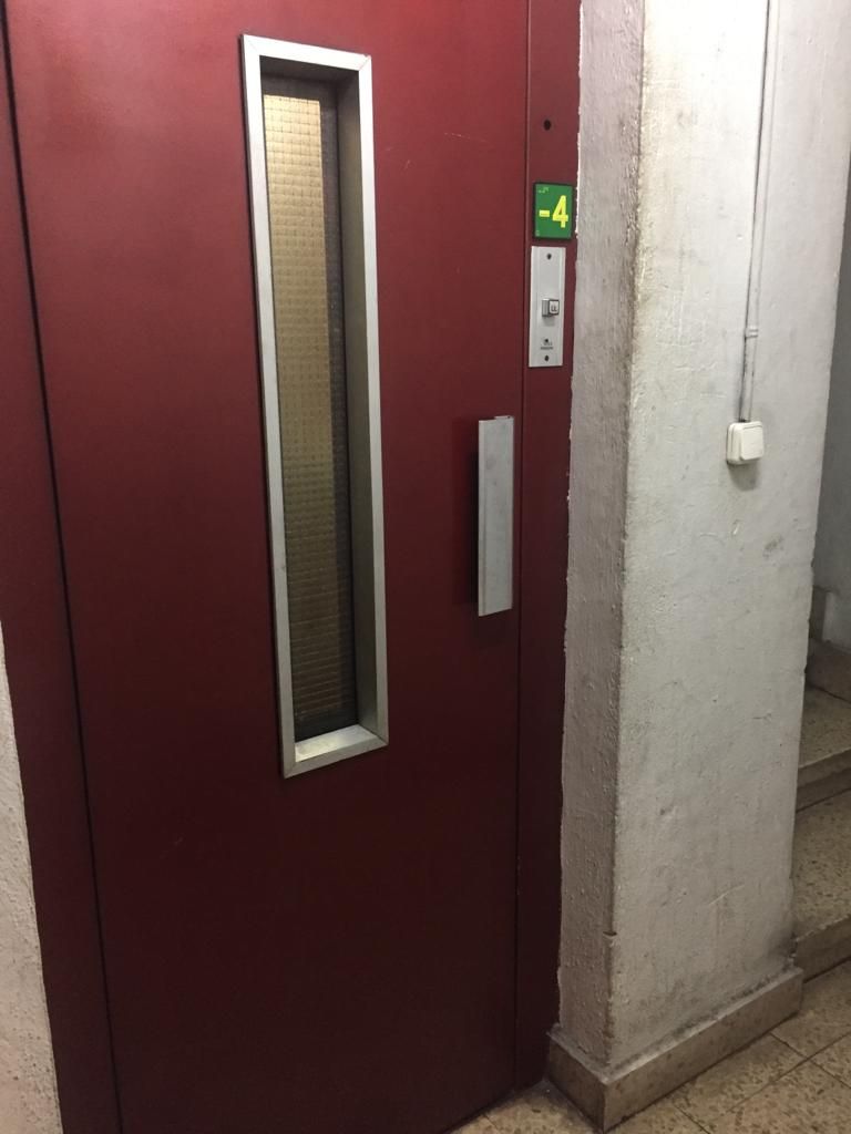 Garatge de lloguer a Calle General Eguia, 40, Sabino Arana - Jesuitas