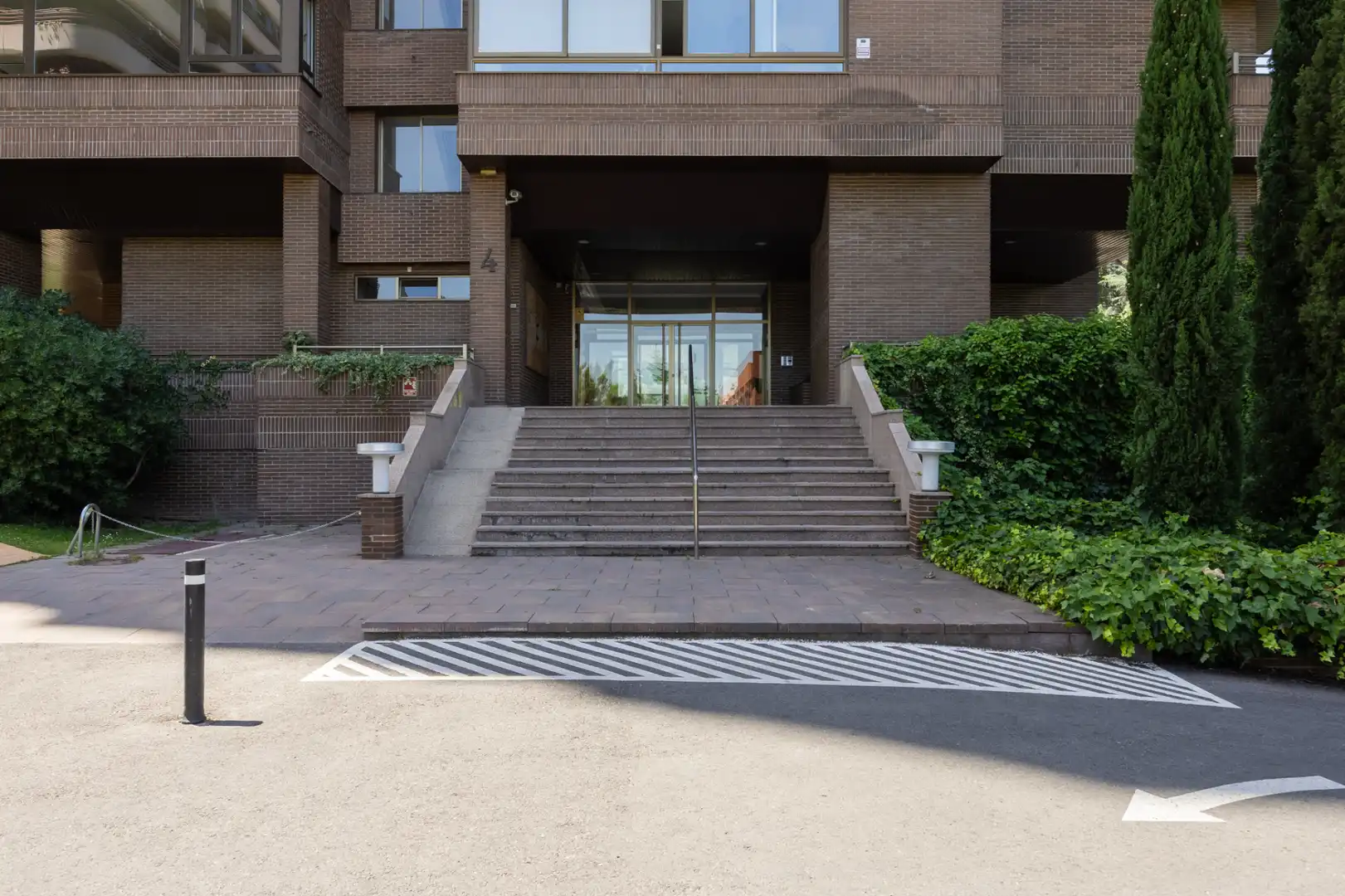 Vista exterior de Piso en venta en Madrid con Aire acondicionado, Calefacción y Jardín privado