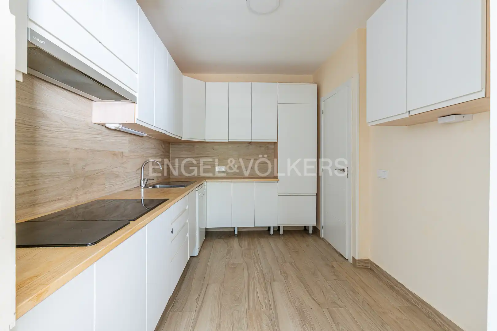 Kitchen of Houses for sale in Valdemorillo  with Heating, Private garden and Parquet flooring