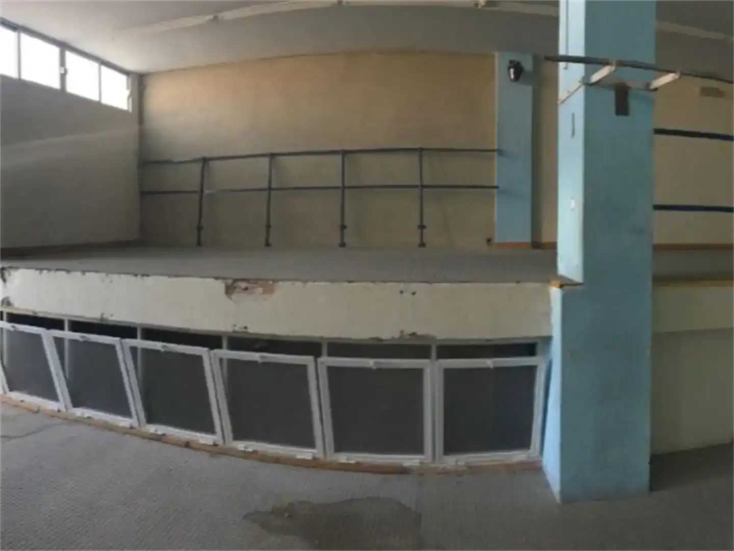 Commercial properties for rent in Tomares