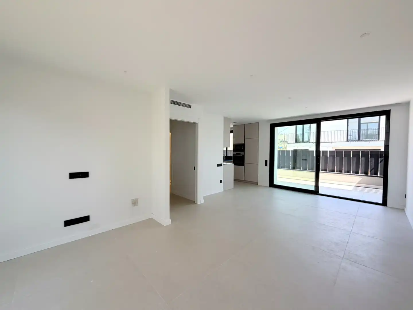 Sala d'estar de Casa adosada de lloguer en Alella amb Aire condicionat, Calefacció i Jardí privat